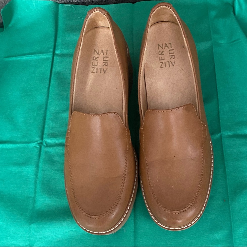 Naturalizer Women’s Brown Loafers